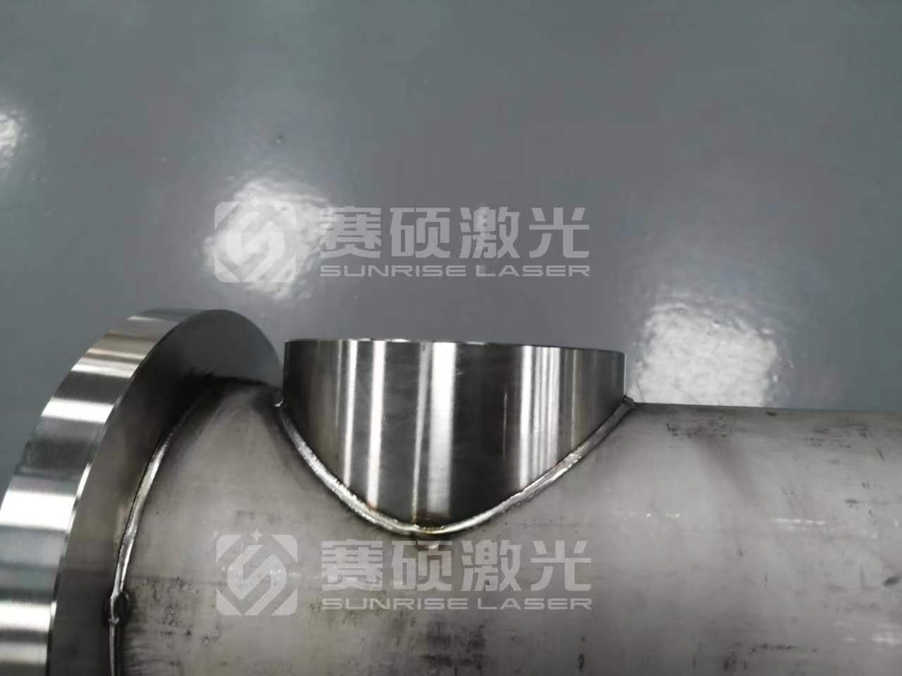 為什么越來(lái)越多的人選擇用激光焊機(jī)，東莞激光焊接機(jī)廠家告訴你